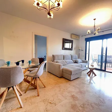 Apartment Two Bedroom Ground Floor Apt With Com Pool Lr756 *