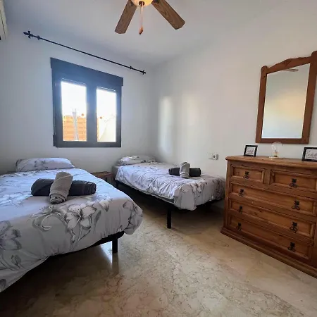 Apartment Two Bedroom Ground Floor Apt With Com Pool Lr756 *